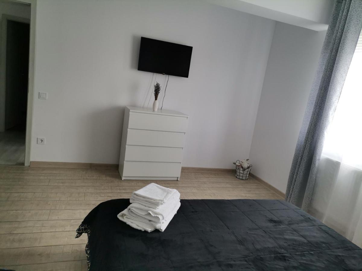 Апартаменти Cazare Apartament Rasnov Екстер'єр фото